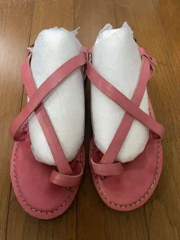 BUTTERO 부테로 핑크 샌들