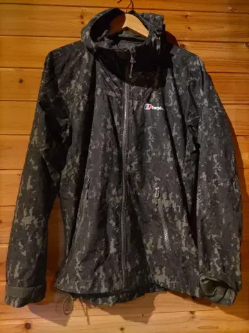 버그하우스 Berghaus 카모플라쥬 자켓 S