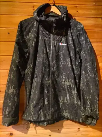 Berghaus 카모플라쥬 자켓 후드티 남성용