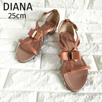새상품 다이애나 25cm 스트랩 플랫 샌들 핑크 에나멜