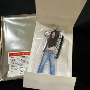 BABYMONSTER 베이비몬 랜덤 사진 참 A 아현