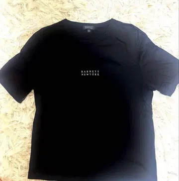새상품급 BARNEYS NEW YORK 블랙 티셔츠 S
