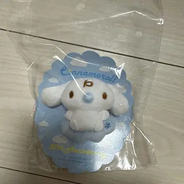 산리오 시나모롤 20주년 기념 밀크 브로치
