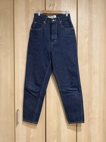 THE SHINZONE CARROT DENIM 사이즈 32