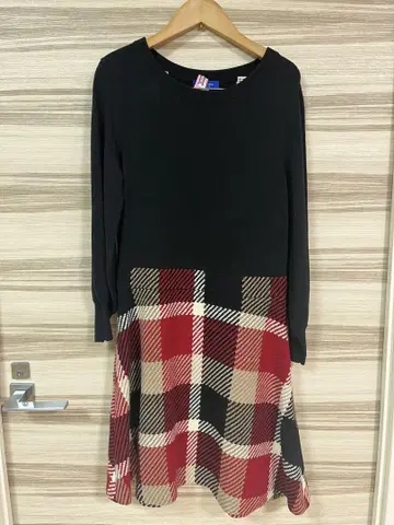 BLUE LABEL 체크 무늬 니트 원피스
