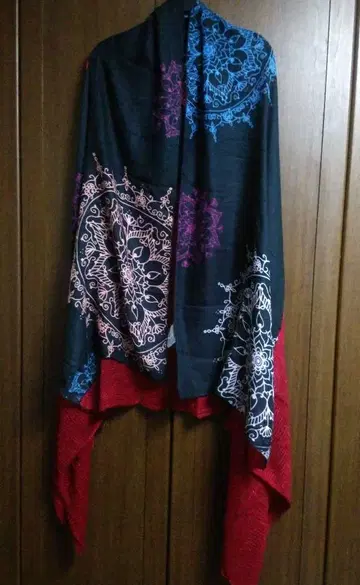 Desigual 꽃무늬 스톨/숄