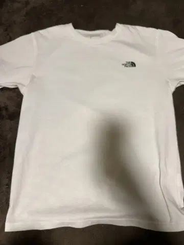 THE NORTH FACE 화이트 티셔츠