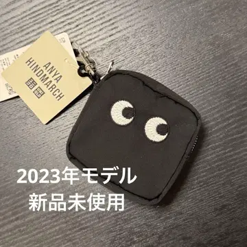 유니클로 유니클로 안야 힌드마치 백커블 백 블랙 새상품