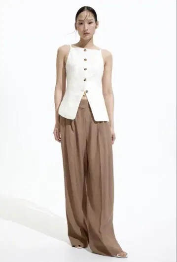 H&M 테이퍼드 허리 베스트