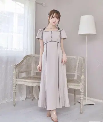 사이드 플리츠 파이핑 원피스