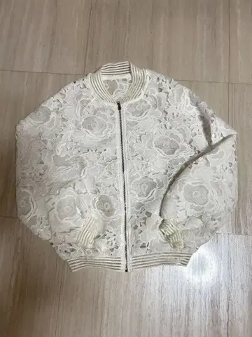 레이스 자켓