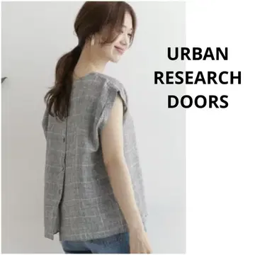 URBAN RESEARCH DOORS 린넨 체크 후크 브라우스