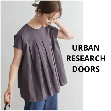 URBAN RESEARCH DOORS 프렌치 슬리브 턱 블라우스