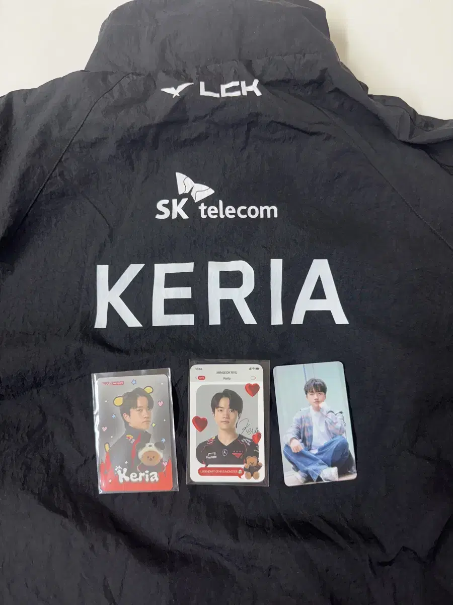 [M] 2023 T1 Uniform Jacket Keria Marking + 3 Photocards