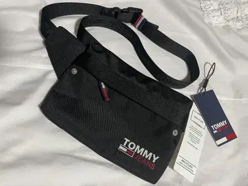 TOMMY JEANS 블랙 바디백 (미사용에 가까운 상태)