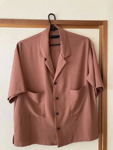 HARE 브라운 오렌지 오픈 카라 반팔 셔츠