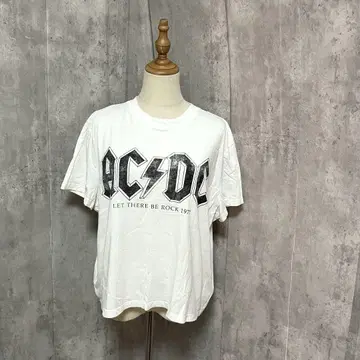 H&M AC/DC 락 티셔츠 밴딩 심플 루즈핏 캐주얼