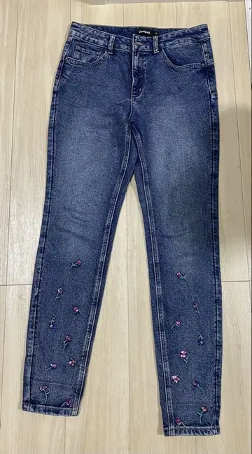 디지구알 데님