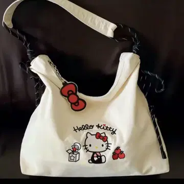 헬로키티 숄더백 화이트