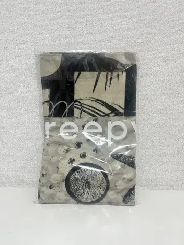 CreepyNuts 타월