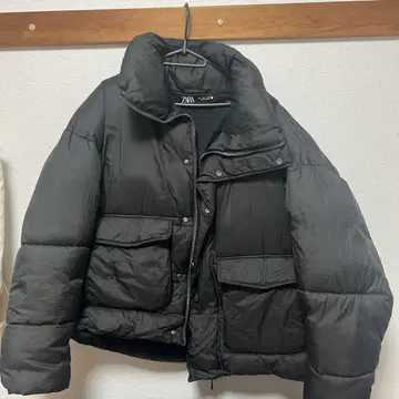 ZARA 블랙 다운 자켓 L 사이즈