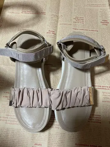 란다 개더 벨트 스포츠 샌들 새상품급 베이지 S