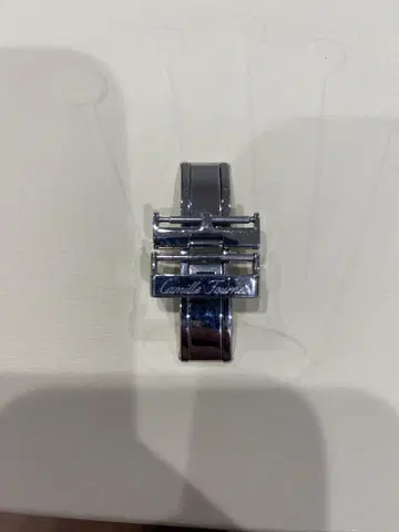 카미유 포르네 D 버클 18mm 구 로고
