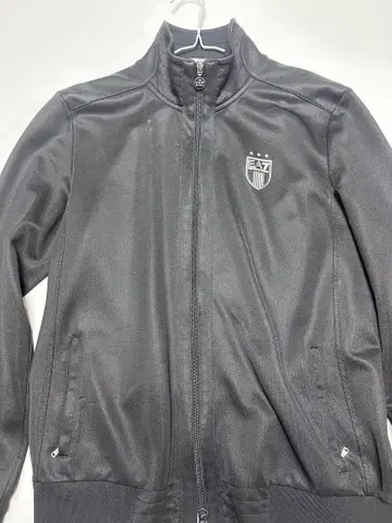 EA7 Emporio Armani 블랙 자켓