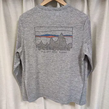 파타고니아 롱 슬리브 캐플린 쿨 데일리 S 그레이 45190