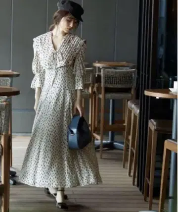 SNIDEL 세일러 카라 A라인 빅 카라 클래시컬 원피스