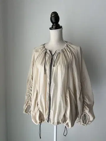 Lallia Mu 라리아무 아이보리 드로스트 라이트 블루종
