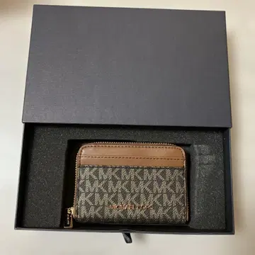 Michael Kors 지퍼가 달린 카드 케이스