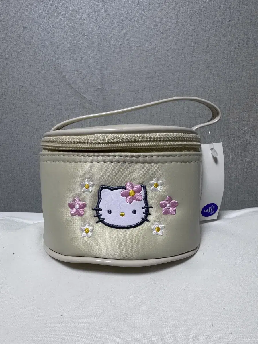 Vintage Kitty Pouch