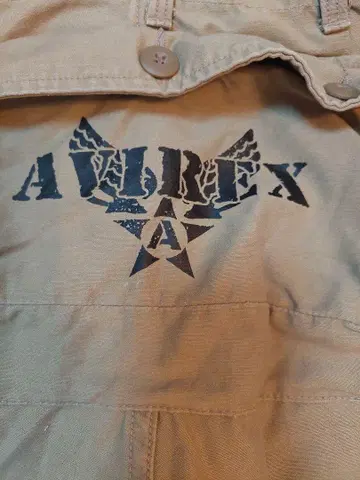 AVIREX 베이지 몽키 팬츠 사이즈 S