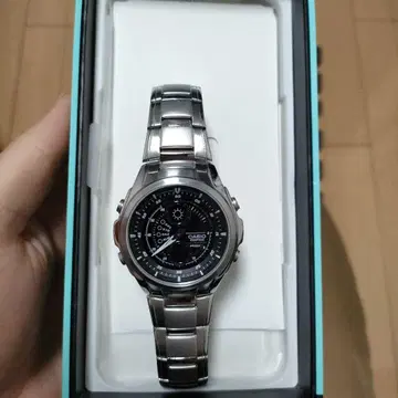 CASIO 블랙 아날로그 시계 스테인리스