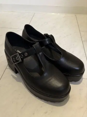 코이 풋웨어 여성용 블랙 부츠 24cm