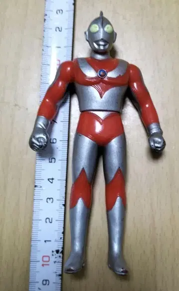 울트라맨 피규어 약 12.5cm