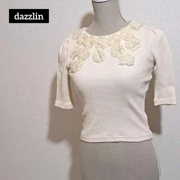 dazzlin 다즐린 꽃 레이스 오분 소매 리브 탑 F