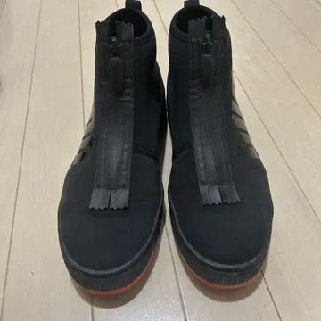 PUMA 지퍼 하이컷 스니커즈