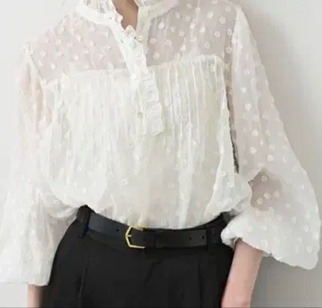 완판템 SLOBE IENA 플라워 자카드 프릴 블라우스