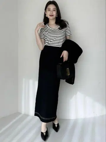 anuans 실크 터치 코튼 U 넥 티셔츠 보더
