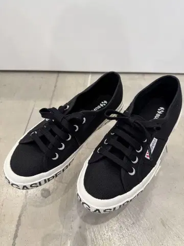 SUPERGA 스페르가 스니커즈 블랙 캔버스 스니커즈 로고