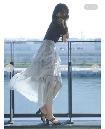 SNIDEL 볼륨 티어드 스커트 Her lip to