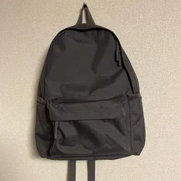 무인양품 어깨의 부담을 덜어주는 발수 백팩 차콜 그레이