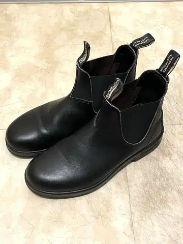Blundstone 블랙 사이드 고어 부츠