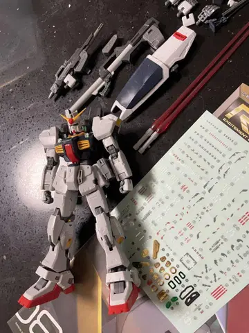 건담 프라모델 rg 건담 mk-II 에우고 컬러