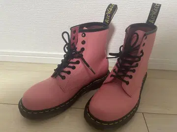 Dr. Martens 핑크 하이컷 부츠