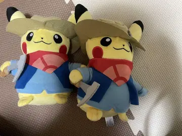 화석 발굴 피카츄 봉제 인형 2개