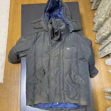 Lacoste 후드 부착 다운 자켓 48/3
