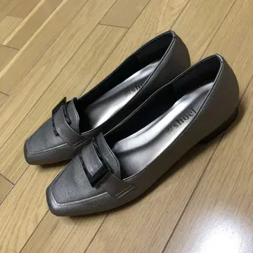 슈르마인 로퍼 여성용 버클 로퍼 24cm 3E 신발
